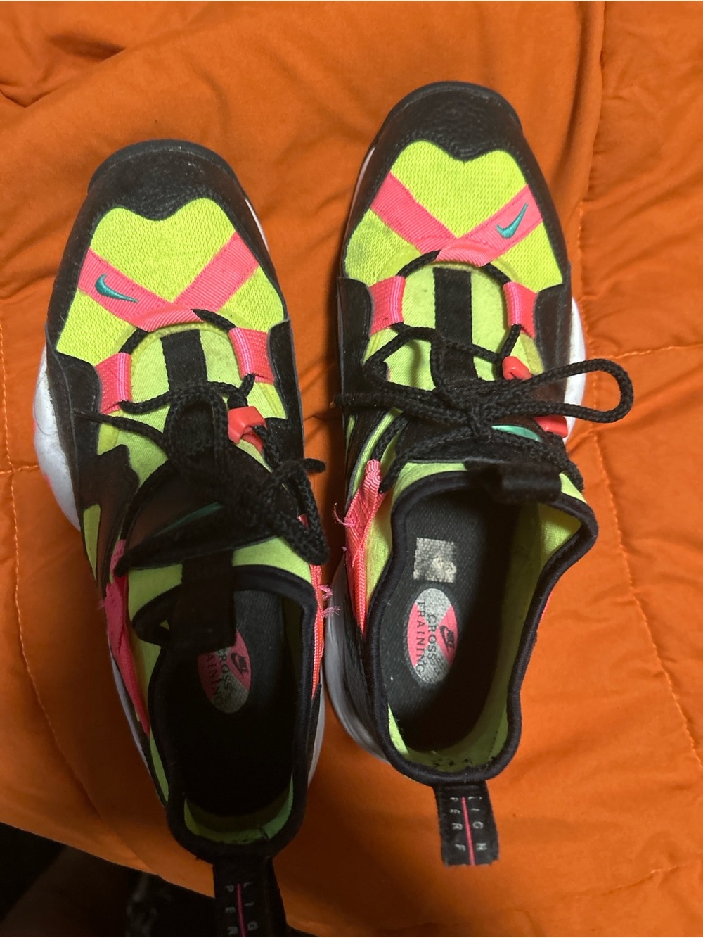 Nike men’s Neon Yellow & Pink Lace-Up Sneakers size 8.5 men’s /10 women’s